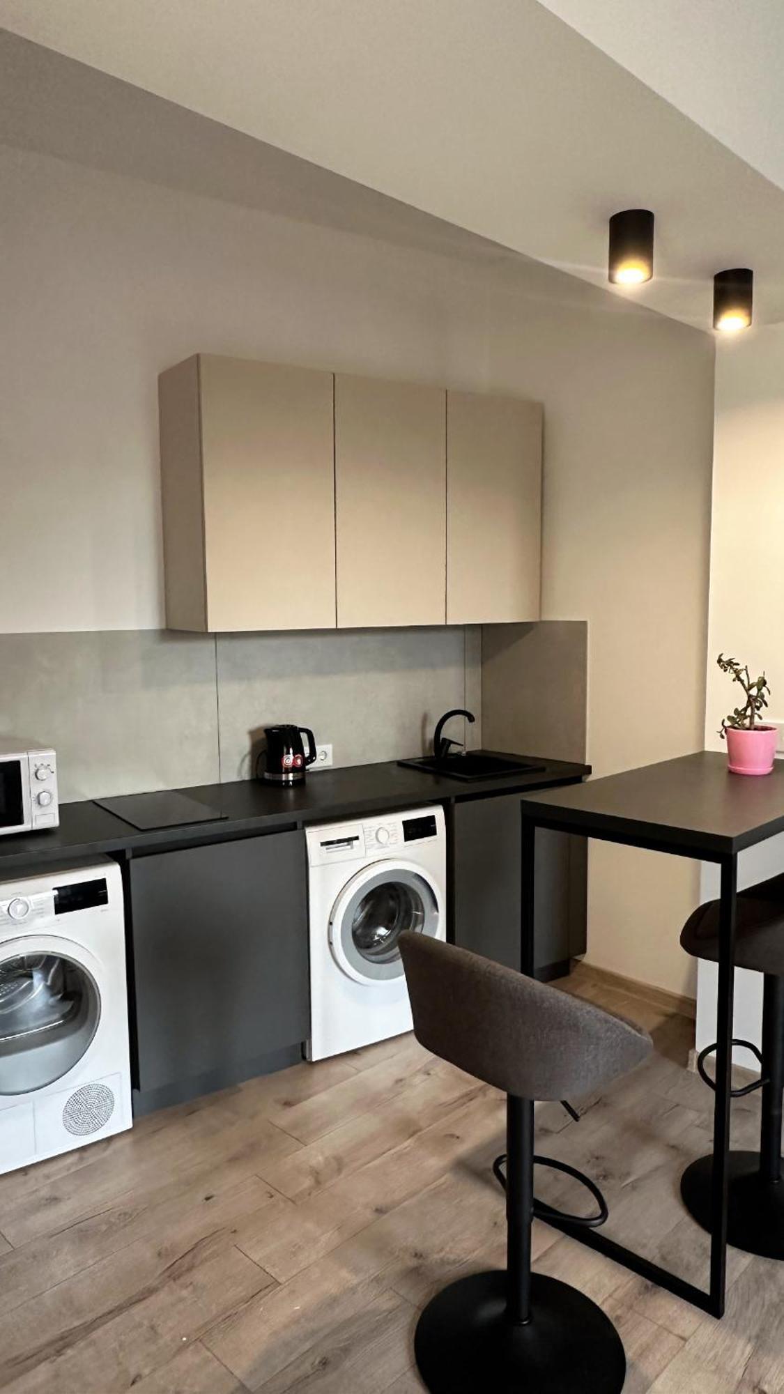 Apartment Vip Virmenska Street ลวีฟ ภายนอก รูปภาพ